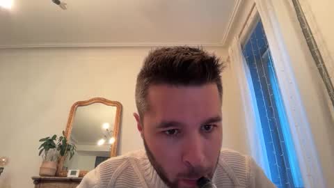 jules_demastre1 online show from 12.02.25