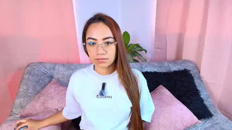 Jules and Gia online show from 10.17.25