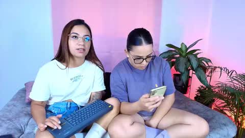 Jules and Gia online show from 12.03.25