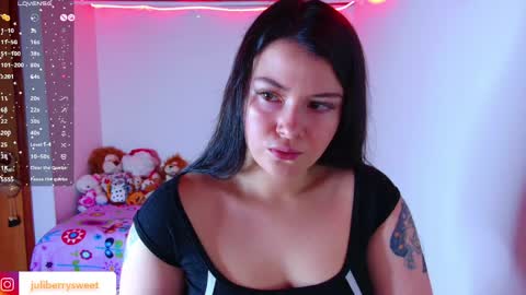 Juliana online show from 05.10.26