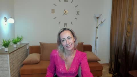 julia__cherry_ online show from 01.18.25