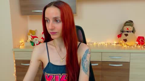 JuliaJae online show from 12.17.25