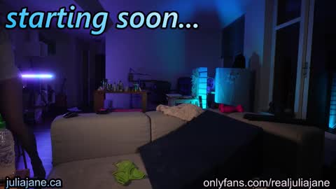 Julia Jane online show from 02.06.26