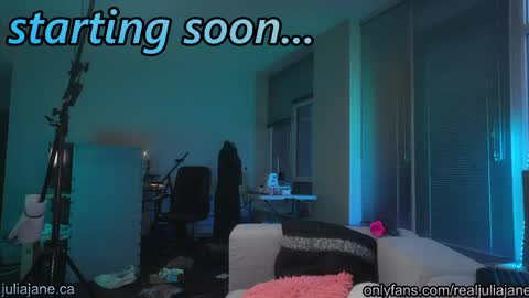 Julia Jane online show from 04.09.26