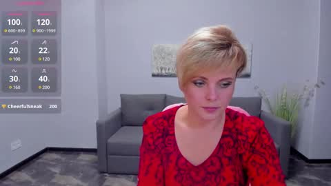 Snapshot of julia_wilsons chatting on 01.22.25 Julia online show from 01.22.25