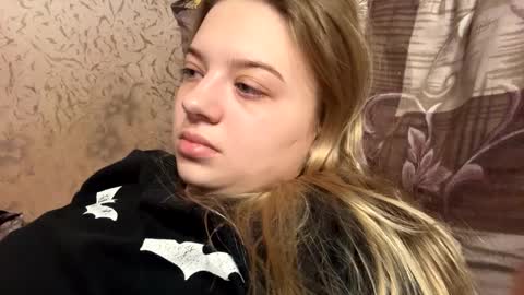 Snapshot of juliacrazy_ chatting on 01.23.25 juliacrazy_ online show from 01.23.25