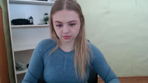 Snapshot of juliacrazy_ chatting on 02.08.25 juliacrazy_ online show from 02.08.25