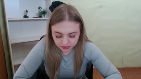 Snapshot of juliacrazy_ chatting on 03.11.25 juliacrazy_ online show from 03.11.25