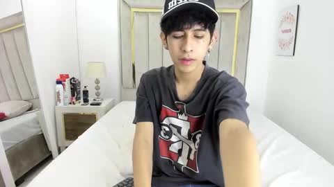 Julian online show from 01.06.26