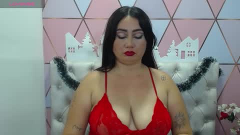 Juli online show from 12.17.24