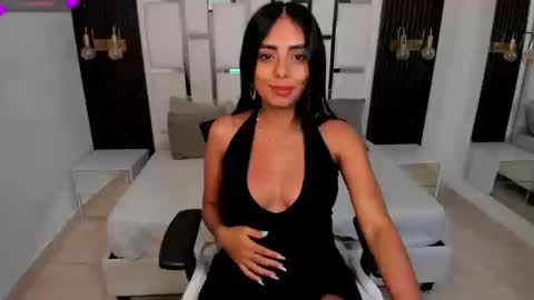 Juli  online show from 09.30.25