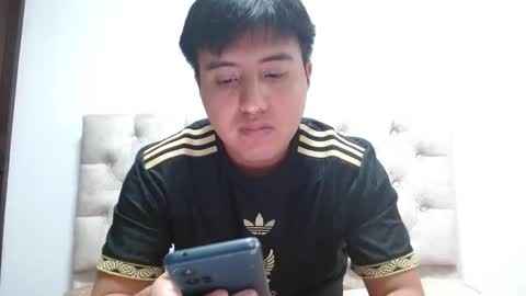 Snapshot of julianalvarez95 chatting on 02.21.26 Julian online show from 02.21.26