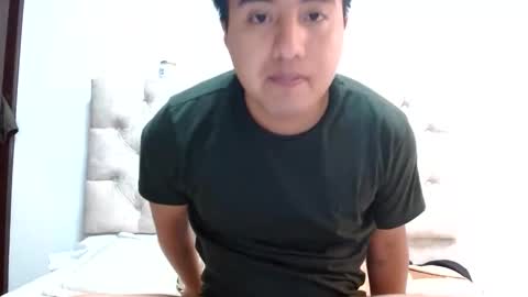 Snapshot of julianalvarez95 chatting on 03.01.26 Julian online show from 03.01.26