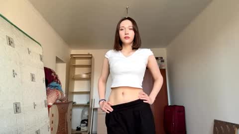 Snapshot of julianbatman chatting on 03.27.26 Kira online show from 03.27.26