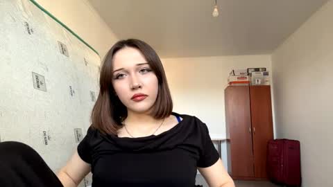 Snapshot of julianbatman chatting on 04.05.26 Kira online show from 04.05.26