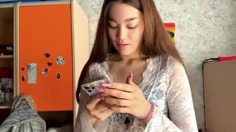Viola online show from 05.13.26