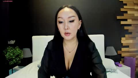 Snapshot of julianna_jamii chatting on 09.14.25 Julianna online show from 09.14.25