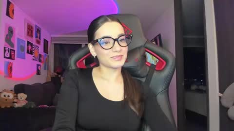 Jeimy Help me to reach 100 thumbs up online show from 04.09.26