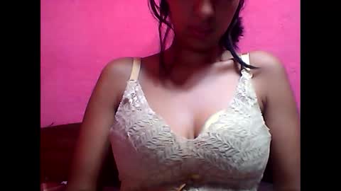 Snapshot of julie0612 chatting on 02.10.25 julie0612 online show from 02.10.25