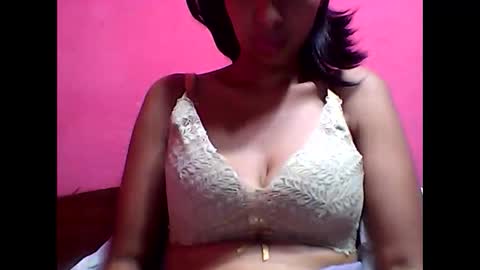 Snapshot of julie0612 chatting on 02.12.25 julie0612 online show from 02.12.25