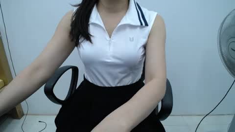 Snapshot of julie9x chatting on 06.12.26 julie9x online show from 06.12.26