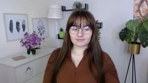 Julie online show from 10.16.25