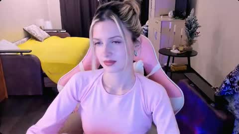 Julie online show from 12.16.25