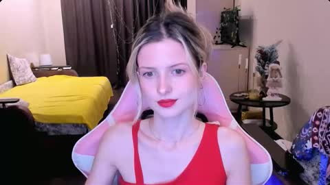 Snapshot of julie_flores chatting on 01.18.26 Julie online show from 01.18.26