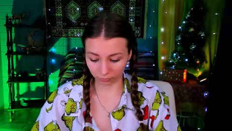 juliedaniel online show from 12.18.25