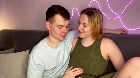 Julie and Thomas online show from 11.09.25