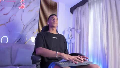 Julien online show from 12.22.25