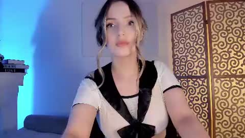 Snapshot of julieta369 chatting on 06.21.26 Julieta369 online show from 06.21.26