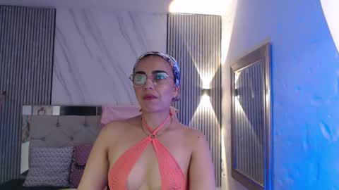 julieta__fox_ online show from 05.06.26