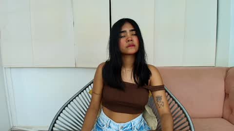 Juli online show from 01.06.25