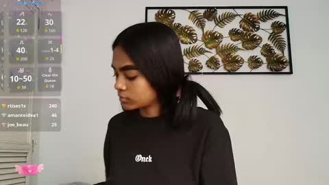 Juli online show from 09.25.25