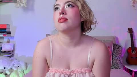 Juli  online show from 03.16.26