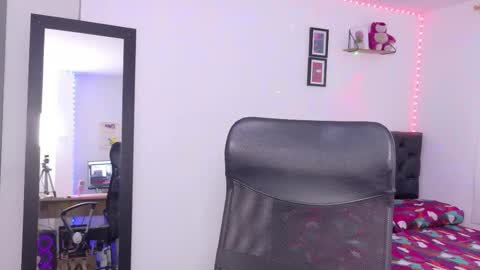 Snapshot of julietacheer chatting on 02.10.26 Julieta online show from 02.10.26