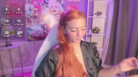 Snapshot of julietacollins_ chatting on 12.10.24 Juliet online show from 12.10.24