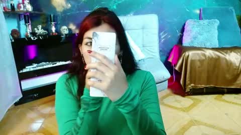 Snapshot of julieth_sex1 chatting on 04.18.26 online show from 04.18.26