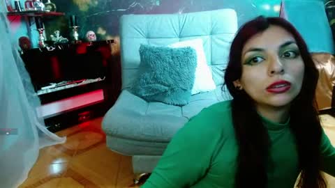 Snapshot of julieth_sex1 chatting on 04.25.26 online show from 04.25.26