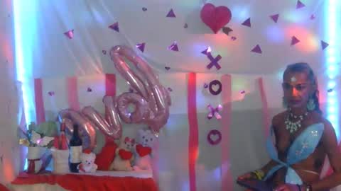 Snapshot of julieth_wolf chatting on 02.14.25 Julieth Wolf online show from 02.14.25