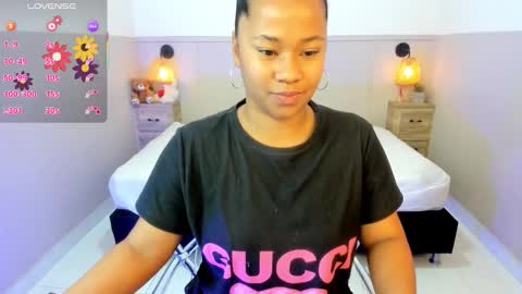 Julieth Julie online show from 11.23.25