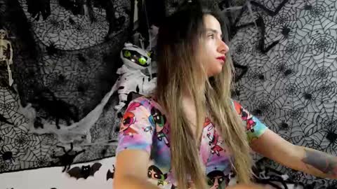 Julietta Jackson online show from 10.11.25