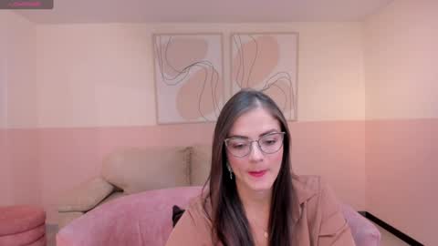 Snapshot of juliettabasset chatting on 01.30.25 JULIETTA online show from 01.30.25