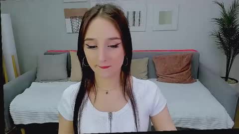 Snapshot of juliettemonli chatting on 05.01.26 juliettemonli online show from 05.01.26