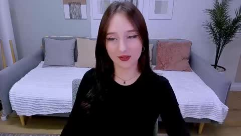 Snapshot of juliettemonli chatting on 05.06.26 juliettemonli online show from 05.06.26