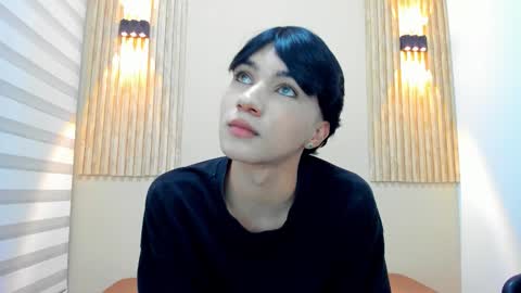 Snapshot of julii_rico chatting on 10.20.25 JULI online show from 10.20.25