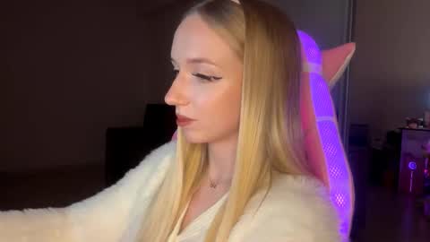 Sofie online show from 11.10.25