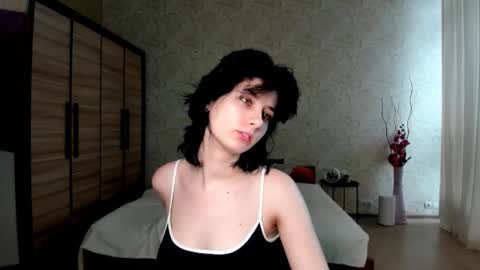 Snapshot of julissweet chatting on 01.25.25 Asmodeus online show from 01.25.25