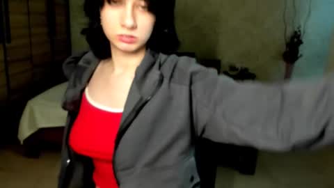 Snapshot of julissweet chatting on 01.26.25 Asmodeus online show from 01.26.25